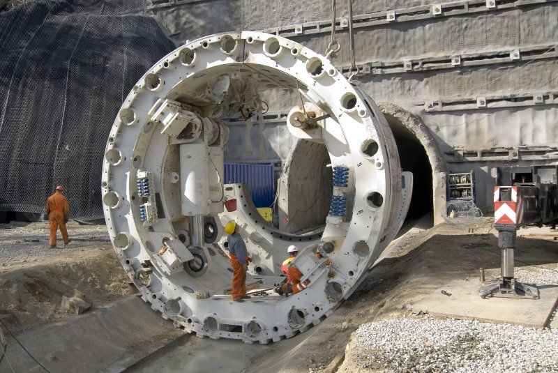 wpid-16216_285_tunnel.jpg