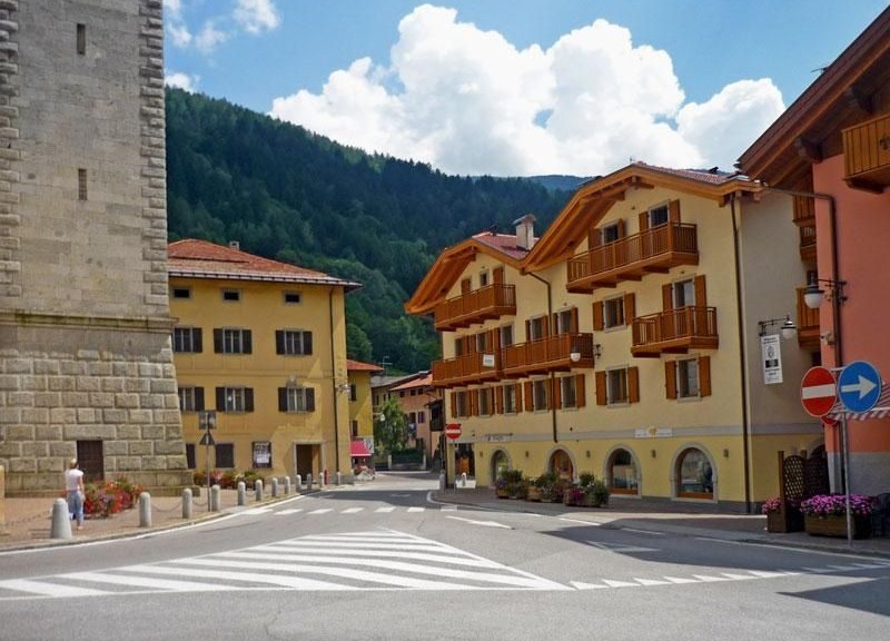 wpid-19119_CirconvallazionediPinzolo.jpg